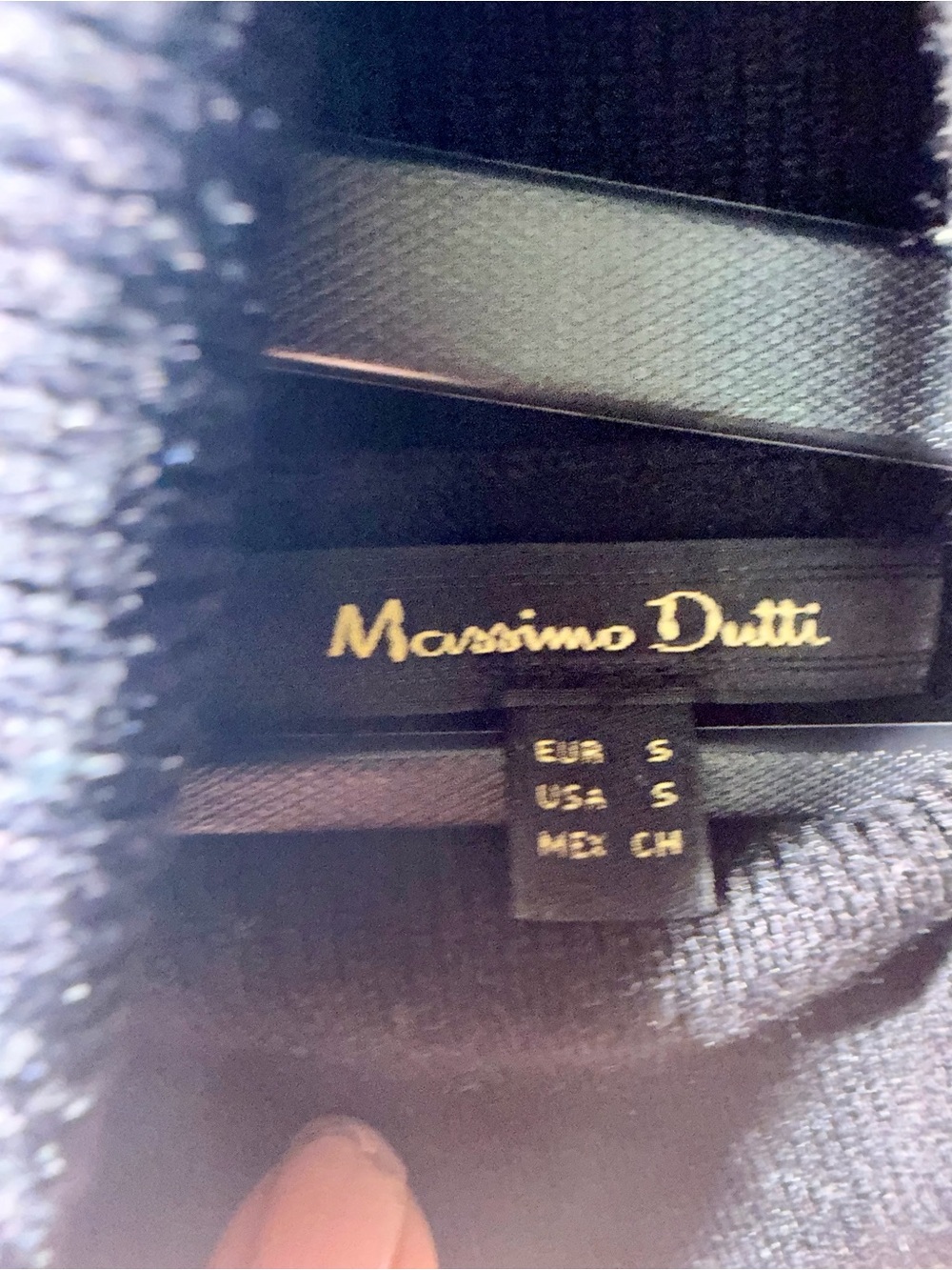 Massimo Dutti Black Silk Merino Wool Turtleneck Sweater S Like New - Picture 5 of 6